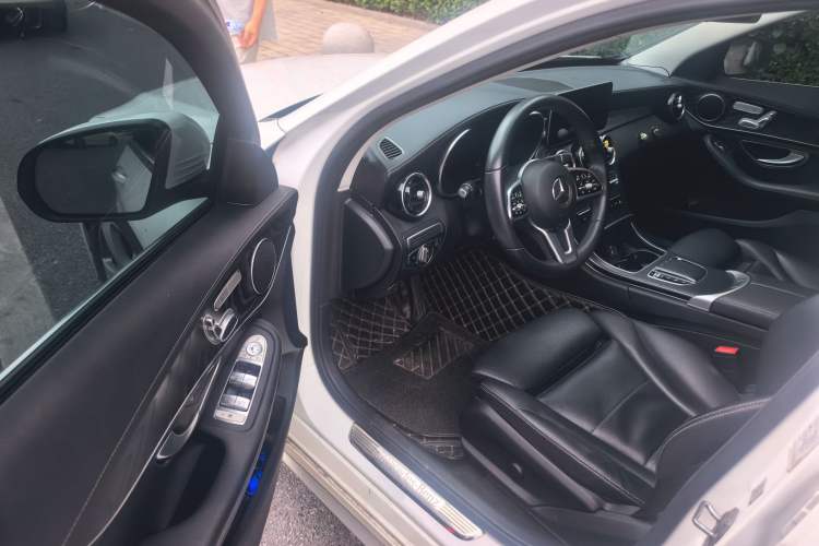 Used Mercedes-Benz C-Class 2019 Restyled C 260 L Sport Edition Driver Seat