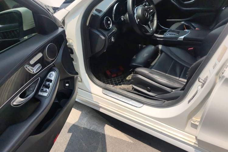 Used Mercedes-Benz C-Class 2019 C 260 L Sport Edition Driver Seat