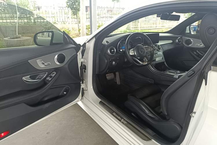 Used Mercedes-Benz C-Class 2019 C 260 Coupe Driver Seat