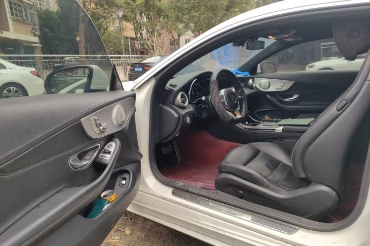 Used Mercedes-Benz C-Class 2019 C 260 Coupe Driver Seat