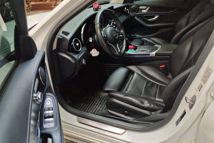 Used Mercedes-Benz C-Class 2019 C 260 L Sport Edition Driver Seat