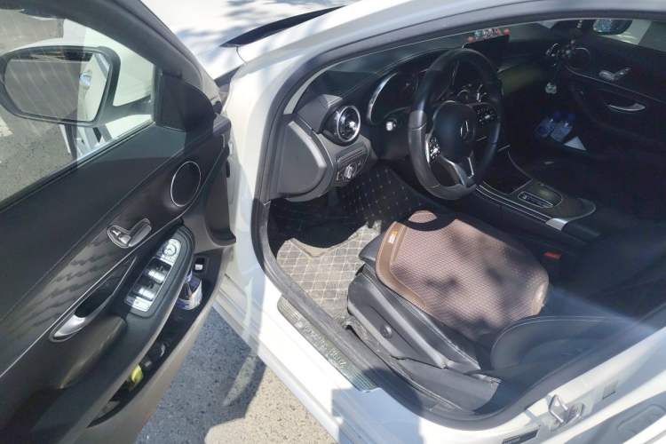 Used Mercedes-Benz C-Class 2019 C 180 L Fashion Edition Sport Version Driver Seat