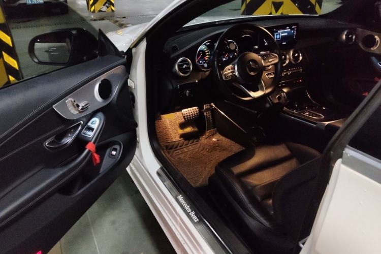 Used Mercedes-Benz C-Class 2019 C 260 Coupe Driver Seat