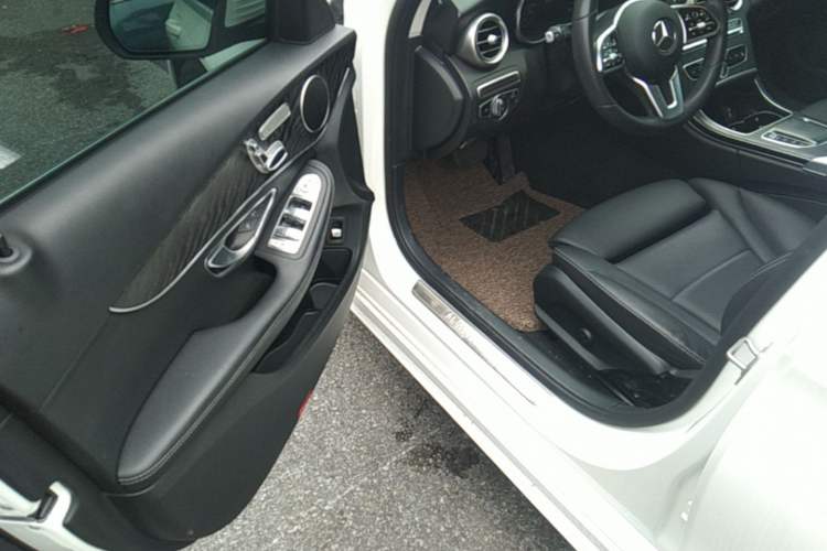Used Mercedes-Benz C-Class 2019 C 260 Estate Driver Seat