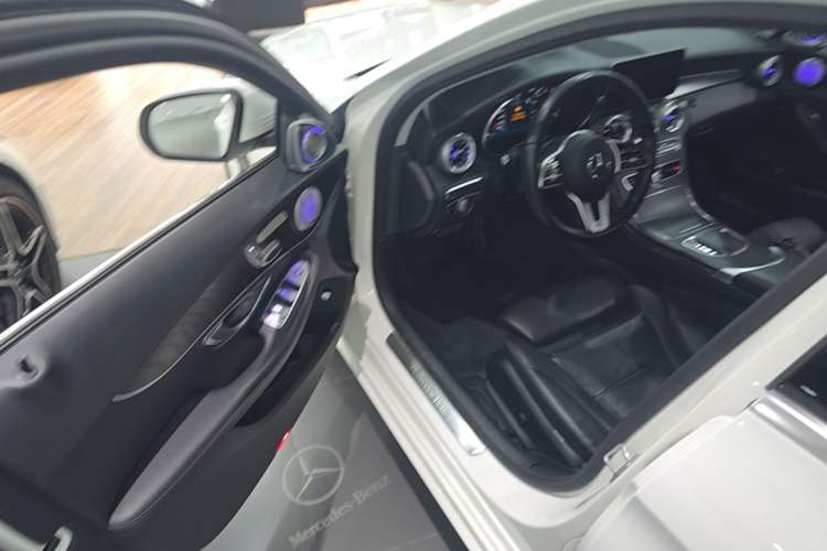 Used Mercedes-Benz C-Class 2019 C 260 Estate Driver Seat