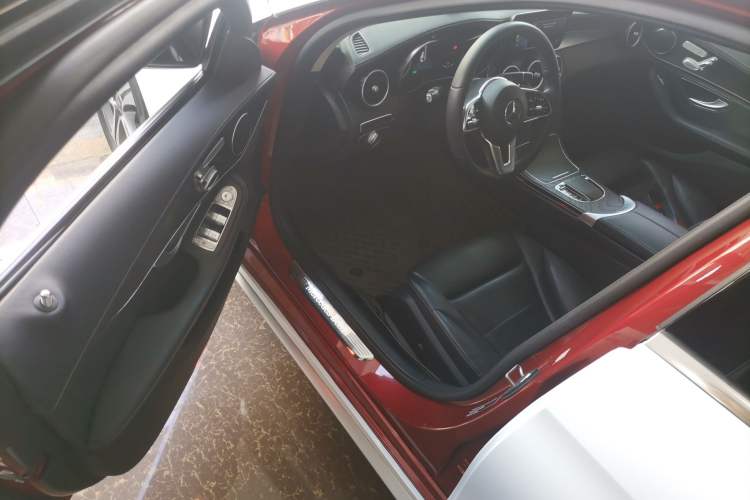 Used Mercedes-Benz C-Class 2019 C 260 L Sport Edition Driver Seat