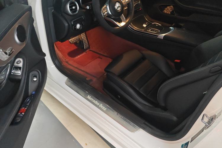 Used Mercedes-Benz C-Class 2019 C 260 Coupe Driver Seat