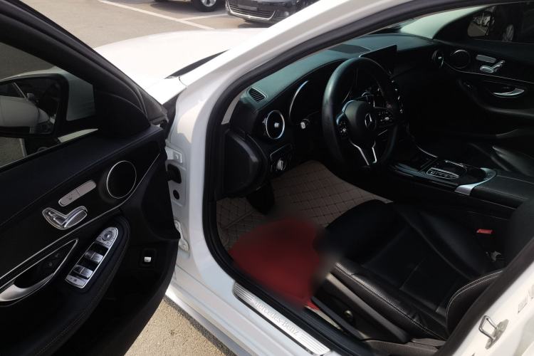Used Mercedes-Benz C-Class 2019 C 260 L 4MATIC Sport Edition Driver Seat