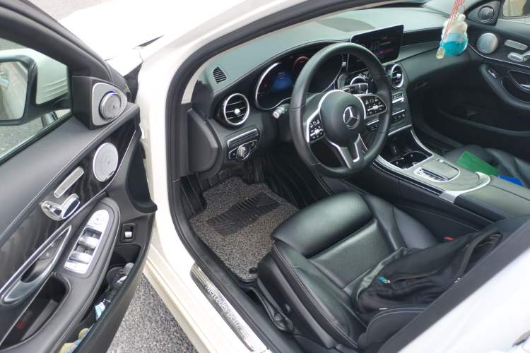 Used Mercedes-Benz C-Class 2019 C 260 L 4MATIC Sport Edition Driver Seat
