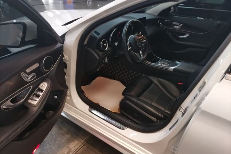 Used Mercedes-Benz C-Class 2019 C 260 L Sport Edition Driver Seat