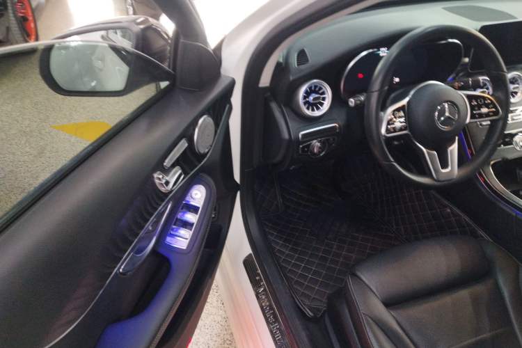 Used Mercedes-Benz C-Class 2019 C 260 Estate Driver Seat