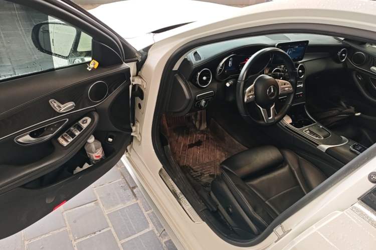 Used Mercedes-Benz C-Class 2019 C 180 L Fashion Edition Sport Version Driver Seat