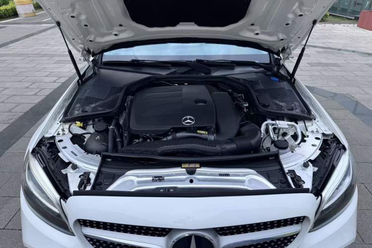 Used Mercedes-Benz C-Class 2019 C 260 L Sport Edition Engine Bay