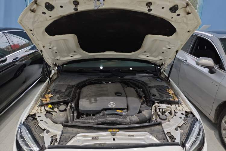 Used Mercedes-Benz C-Class 2019 Restyled C 260 L Sport Edition Engine Bay