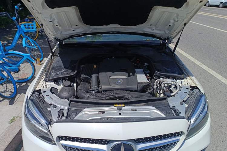 Used Mercedes-Benz C-Class 2019 C 180 L Fashion Edition Sport Version Engine Bay