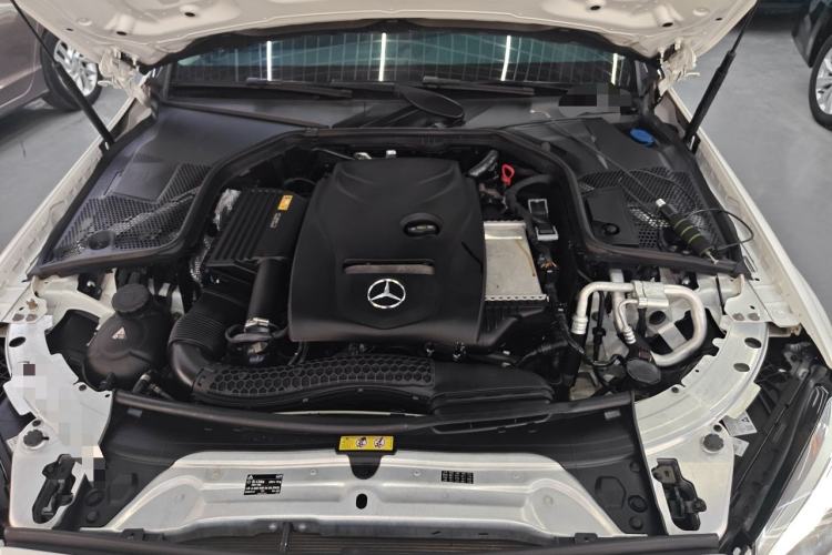 Used Mercedes-Benz C-Class 2019 C 180 L Fashion Edition Sport Version Engine Bay