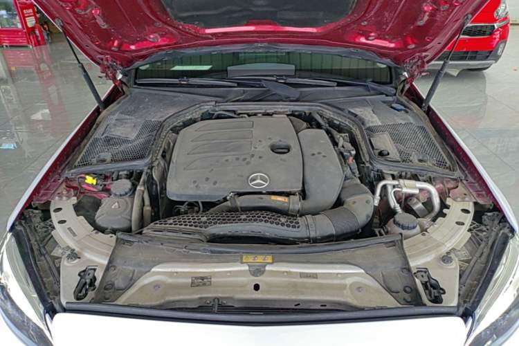 Used Mercedes-Benz C-Class 2019 Restyled C 260 L Sport Edition Engine Bay