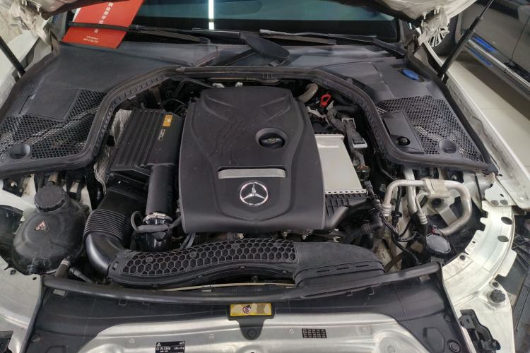 Used Mercedes-Benz C-Class 2019 C 180 L Fashion Edition Sport Version Engine Bay