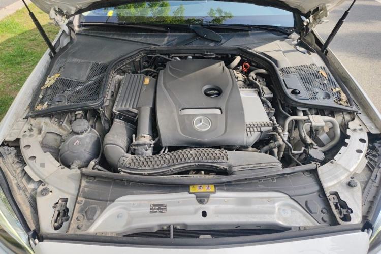 Used Mercedes-Benz C-Class 2019 C 180 L Fashion Edition Sport Version Engine Bay