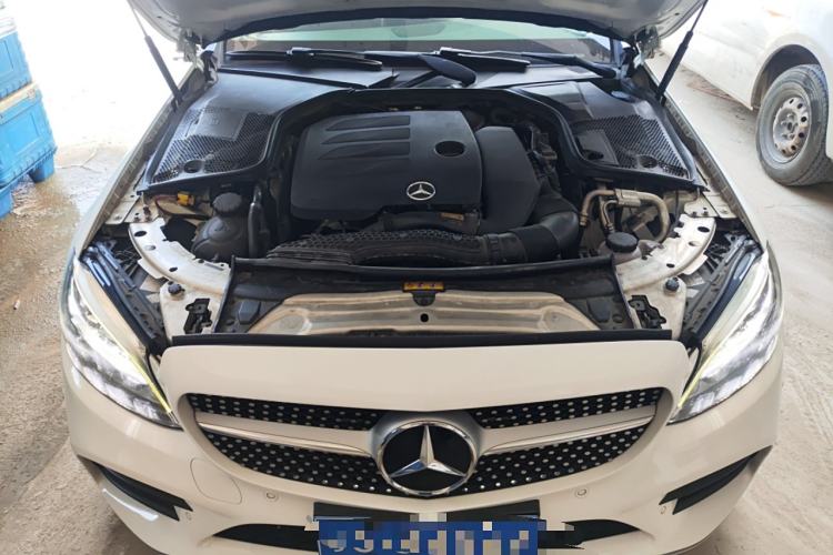 Used Mercedes-Benz C-Class 2019 C 260 Estate Engine Bay