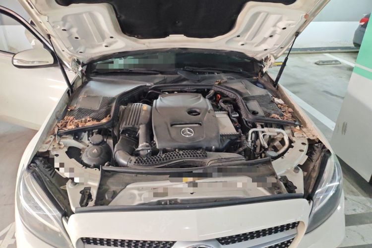 Used Mercedes-Benz C-Class 2019 C 180 L Fashion Edition Sport Version Engine Bay