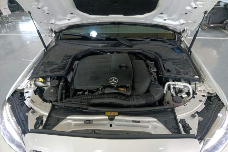 Used Mercedes-Benz C-Class 2019 Restyled C 260 L Sport Edition Engine Bay