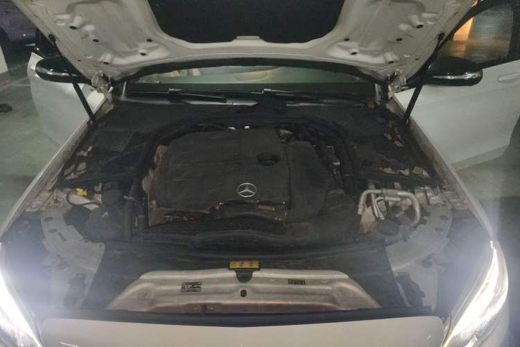 Used Mercedes-Benz C-Class 2019 C 260 Sport Edition Engine Bay