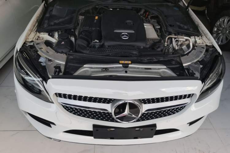Used Mercedes-Benz C-Class 2019 C 180 L Fashion Edition Sport Version Engine Bay