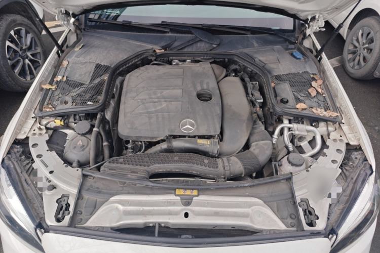 Used Mercedes-Benz C-Class 2019 C 260 Estate Engine Bay