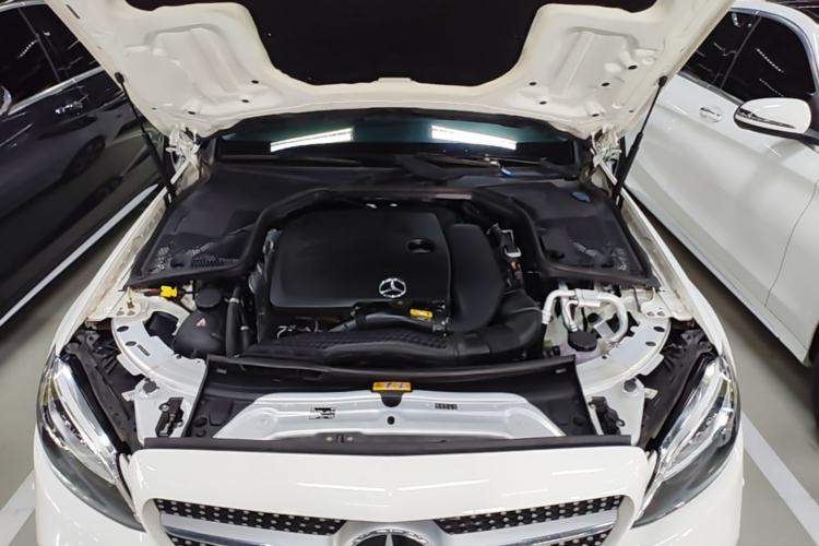 Used Mercedes-Benz C-Class 2019 C 260 L Sport Edition Engine Bay