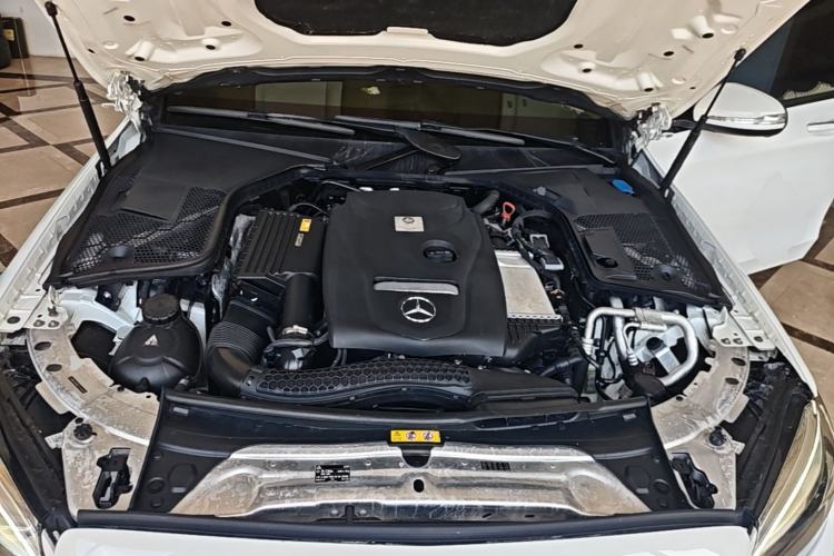 Used Mercedes-Benz C-Class 2019 C 180 L Fashion Edition Sport Version Engine Bay