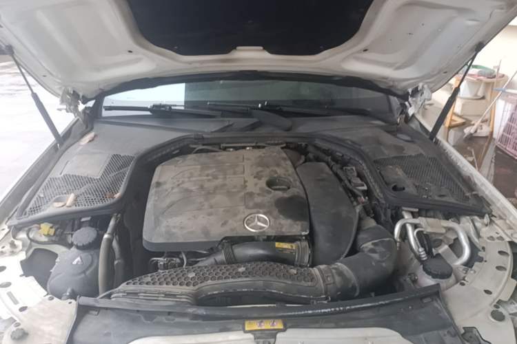 Used Mercedes-Benz C-Class 2019 C 260 Coupe Engine Bay
