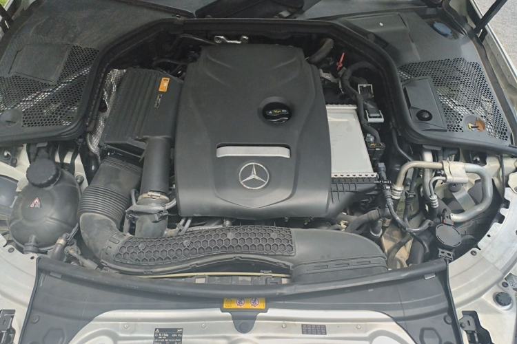 Used Mercedes-Benz C-Class 2019 C 180 L Fashion Edition Sport Version Engine Bay