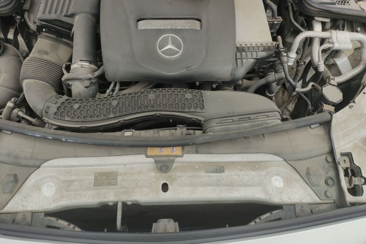Used Mercedes-Benz C-Class 2019 C 180 L Fashion Edition Sport Version Engine Bay