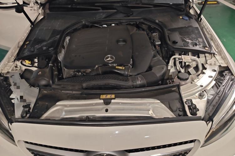 Used Mercedes-Benz C-Class 2019 C 260 Coupe Engine Bay
