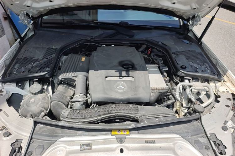 Used Mercedes-Benz C-Class 2019 C 180 L Fashion Edition Sport Version Engine Bay