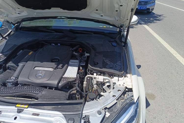 Used Mercedes-Benz C-Class 2019 C 180 L Fashion Edition Sport Version Engine Bay Left