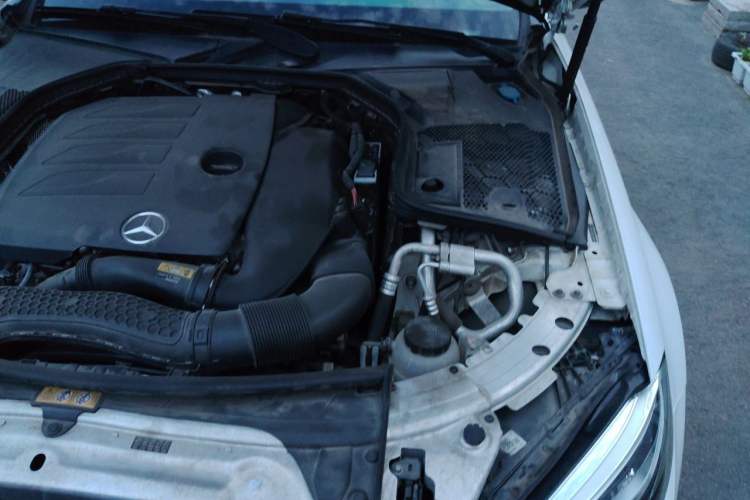 Used Mercedes-Benz C-Class 2019 C 260 L 4MATIC Sport Edition Engine Bay Left