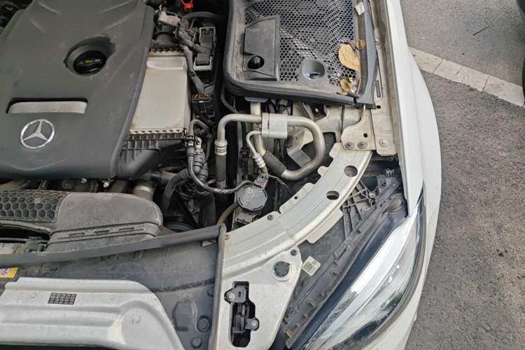 Used Mercedes-Benz C-Class 2019 C 180 L Dynamic Sports Edition Engine Bay Left