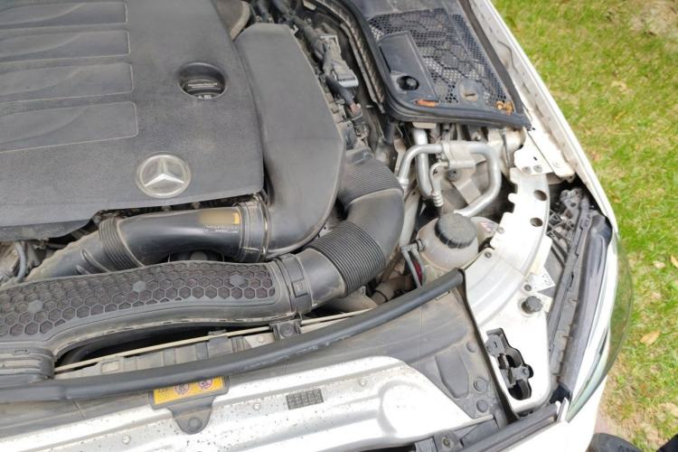Used Mercedes-Benz C-Class 2019 C 260 Sport Edition Engine Bay Left