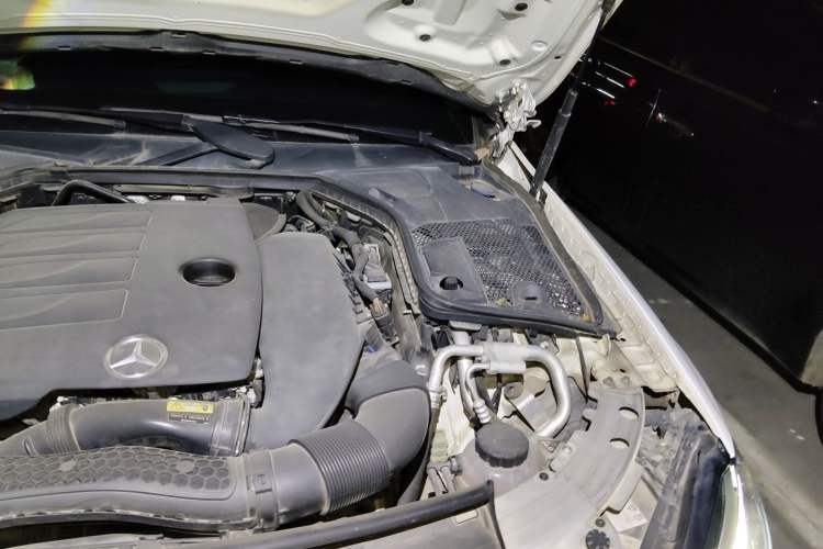 Used Mercedes-Benz C-Class 2019 C 260 L 4MATIC Sport Edition Engine Bay Left