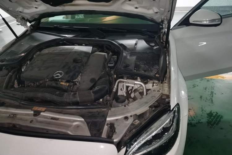 Used Mercedes-Benz C-Class 2019 Restyled C 260 L Sport Edition Engine Bay Left