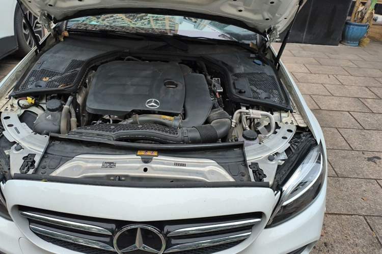 Used Mercedes-Benz C-Class 2019 C 260 Sport Edition Engine Bay Left