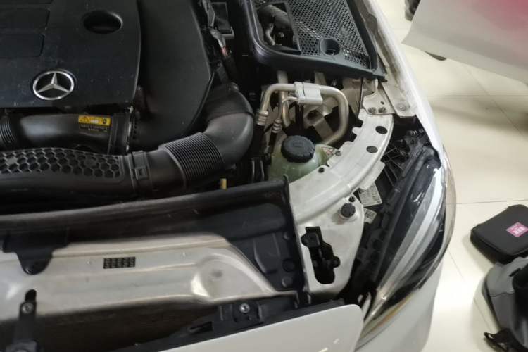 Used Mercedes-Benz C-Class 2019 Restyled C 260 L Sport Edition Engine Bay Left