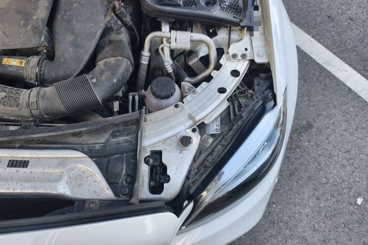 Used Mercedes-Benz C-Class 2019 Restyled C 260 L Sport Edition Engine Bay Left
