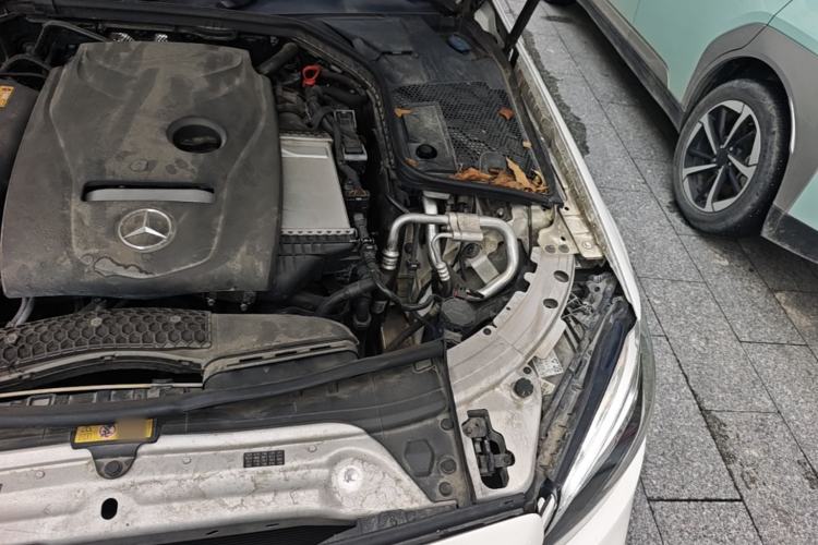 Used Mercedes-Benz C-Class 2019 C 180 L Fashion Edition Sport Version Engine Bay Left