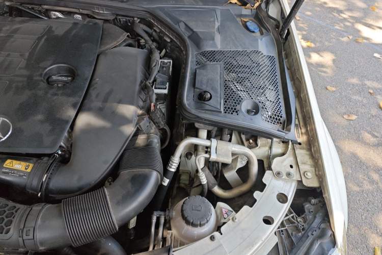 Used Mercedes-Benz C-Class 2019 Restyled C 260 L Sport Edition Engine Bay Left