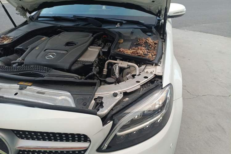 Used Mercedes-Benz C-Class 2019 C 180 L Fashion Edition Sport Version Engine Bay Left