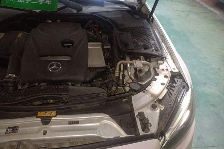 Used Mercedes-Benz C-Class 2019 C 180 L Fashion Edition Sport Version Engine Bay Left