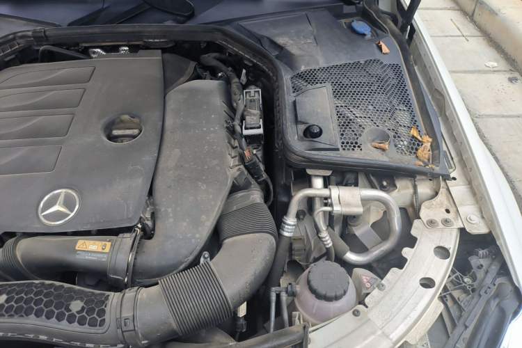 Used Mercedes-Benz C-Class 2019 Updated C 260 L Engine Bay Left